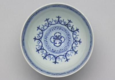 图片[2]-Small bowl with underglaze blue decoration of lotus petals, Ming dynasty, Xuande reign (1426-1435)-China Archive